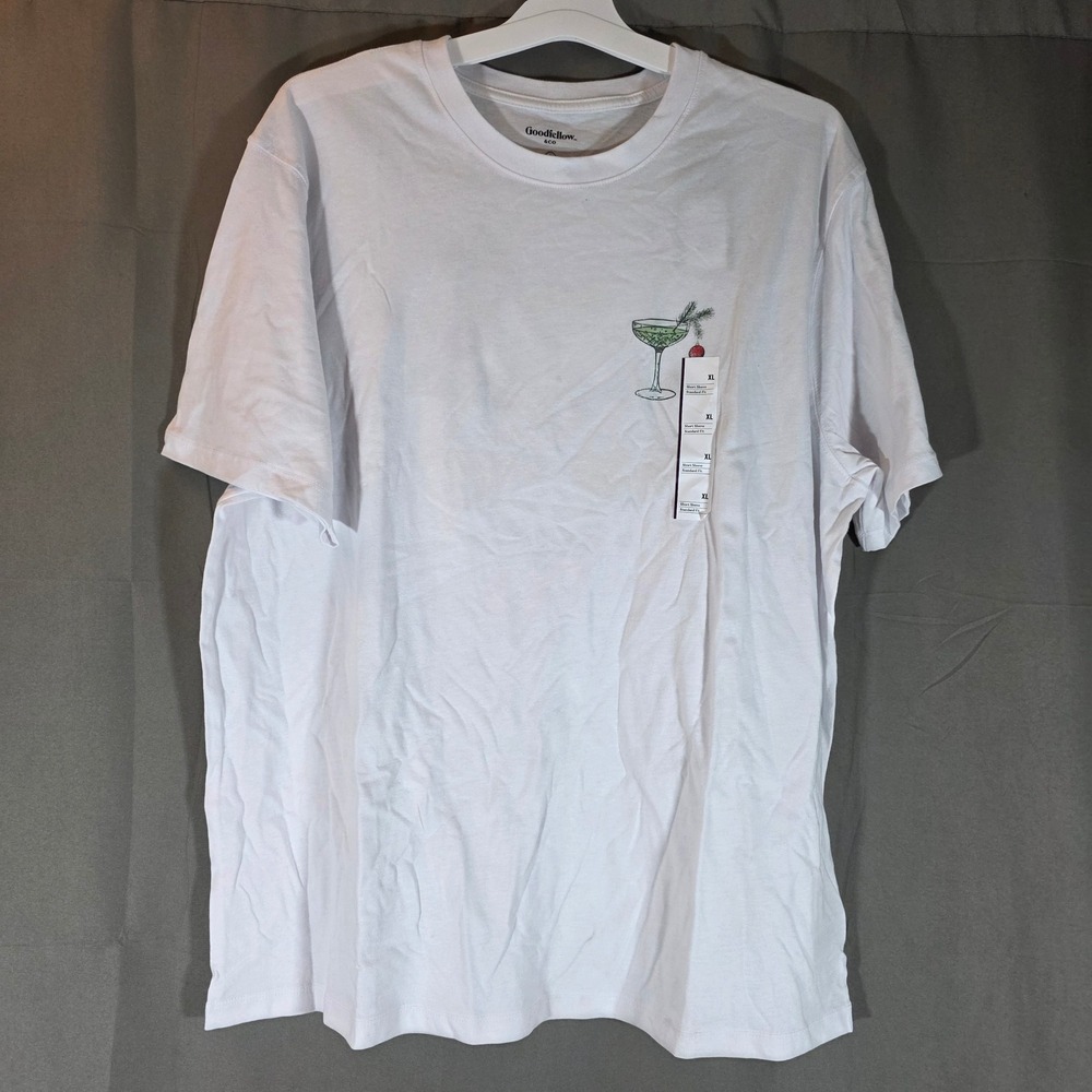Goodfellow & Co Mens Making Spirits Bright Christmas Graphic T-Shirt White XL